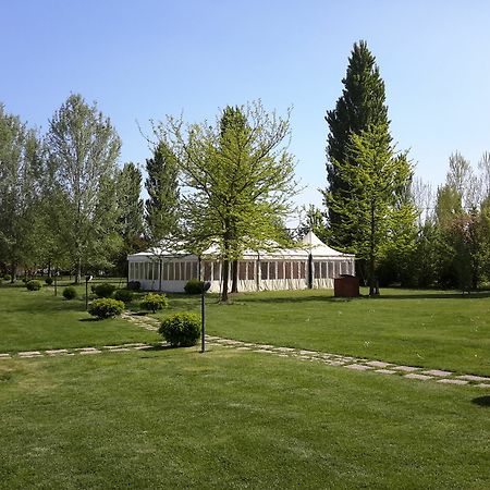 Lama Di Valle Rosa Ferrara Esterno foto